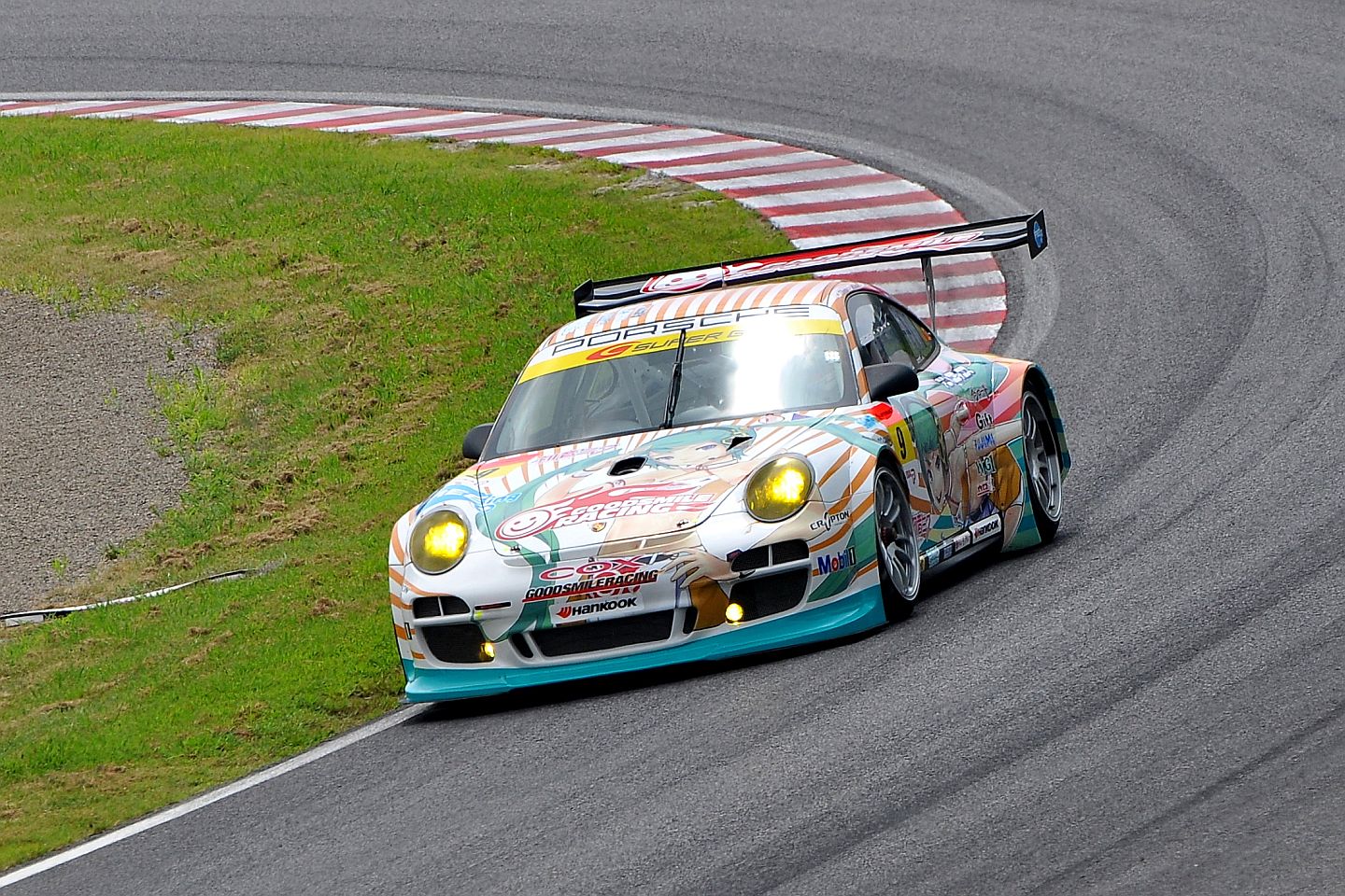 2010 Pokka 700km 初音ミク X GSRポルシェ 911 GT3 RSR