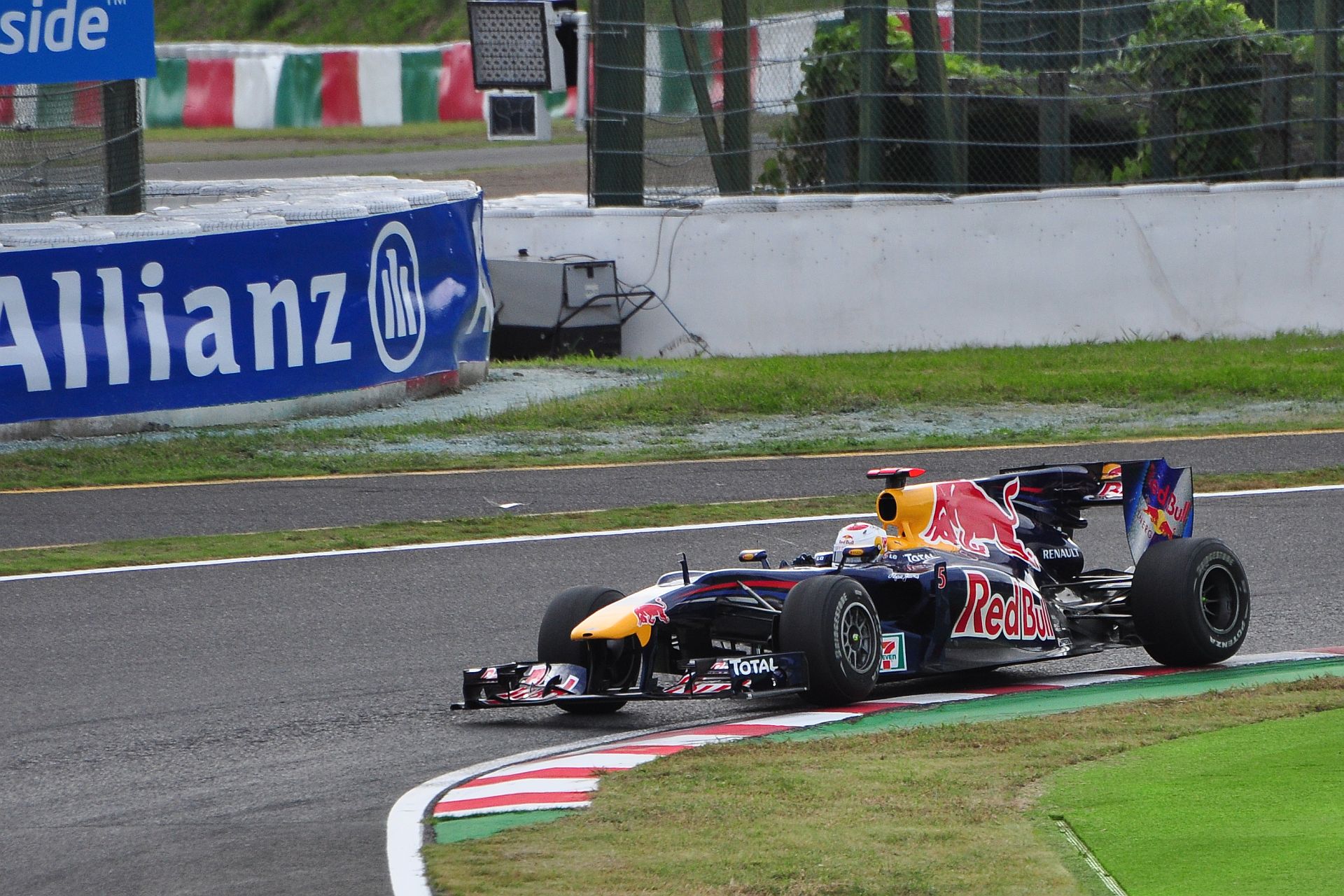 2010 F1 日本GP レッドブル RB6 セバスチャン・ベッテル